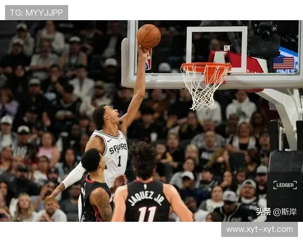 文班亚马获魔术师约翰逊奖 马刺队史首位